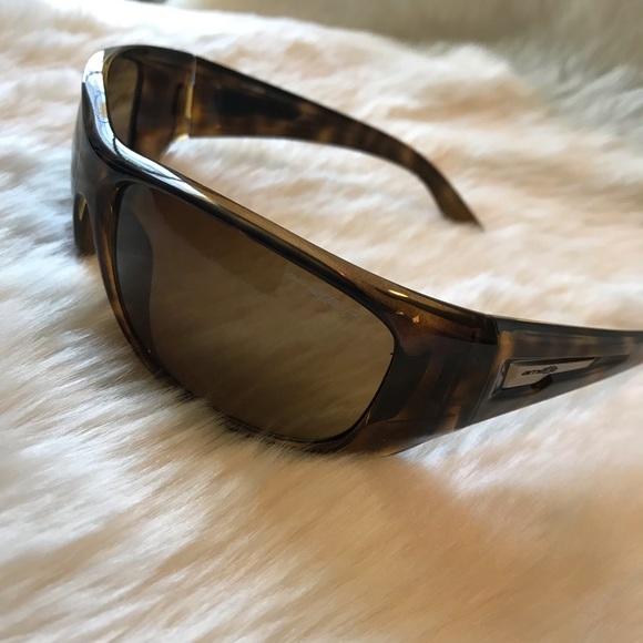 arnette heist sunglasses